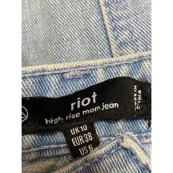 Riot Women's Blue Light Wash High Waisted Straight Tapered Denim Jeans Pants 6 - Picture 4 of 5